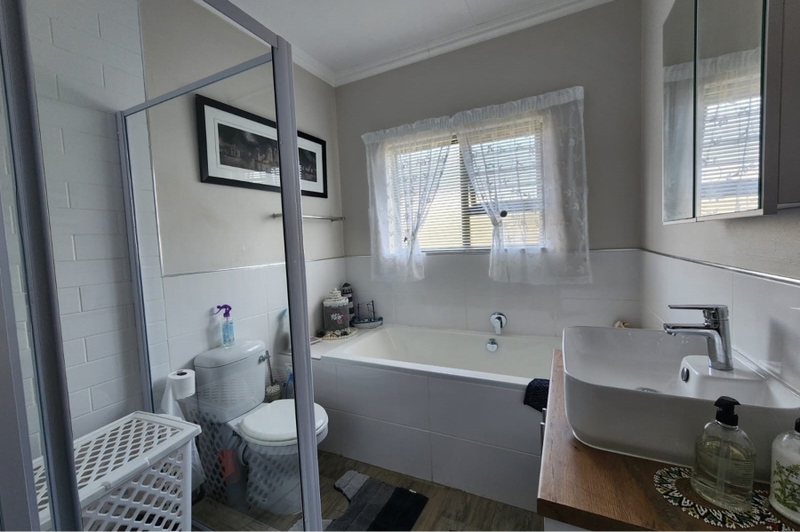 3 Bedroom Property for Sale in Fountains Estate Eastern Cape